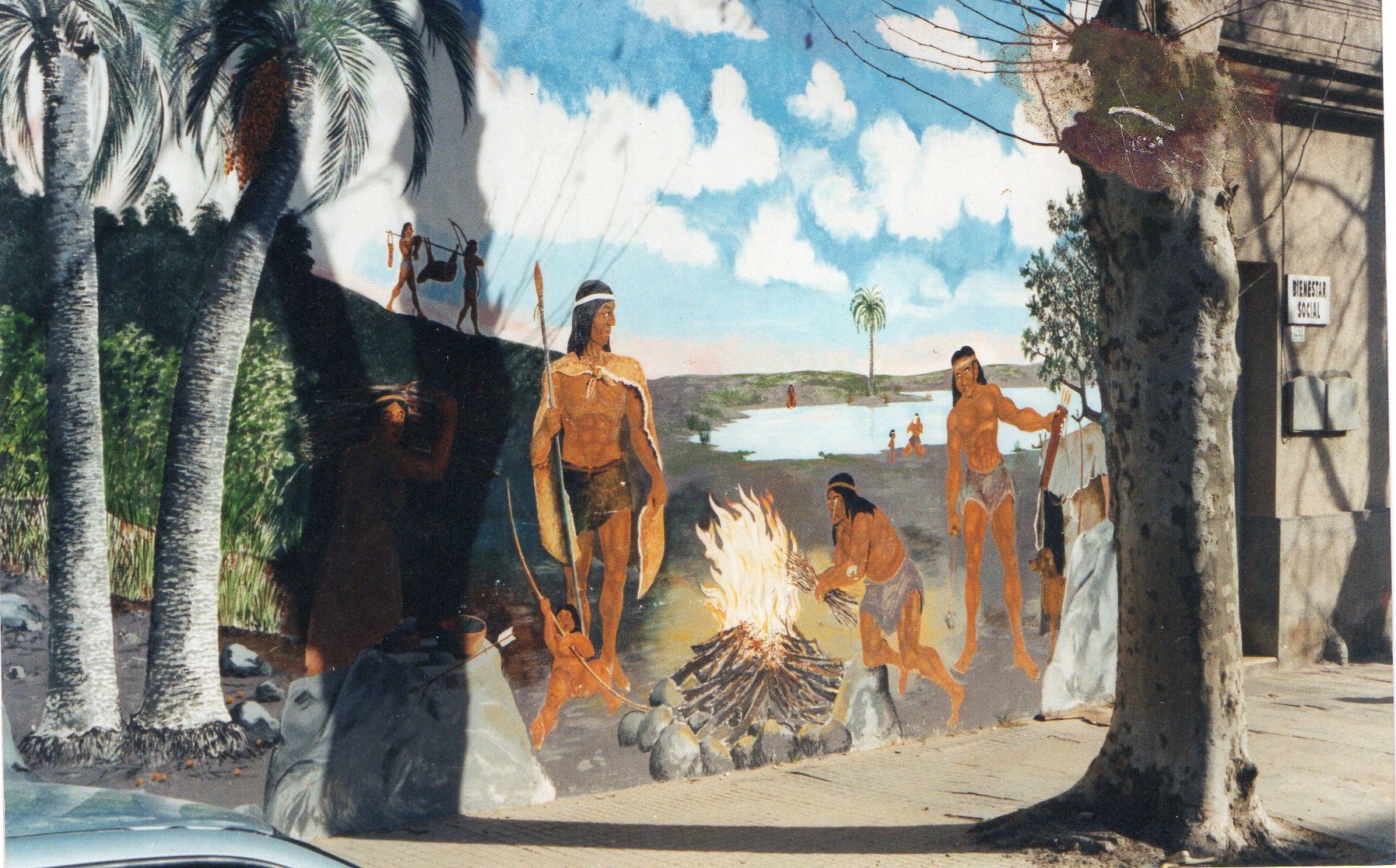 Fresque murale représentant des indigènes Fresque murale représentant des indigènes