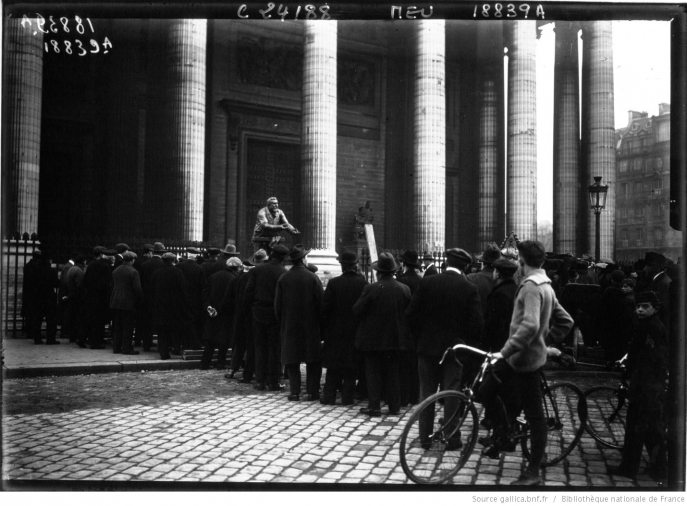 The transfer of the heart of Leon Gambetta (1920) at the Panthéon.