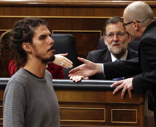 From the caste to the rasta: new look at the Cortes parliament From the caste to the rasta: new look at the Cortes parliament