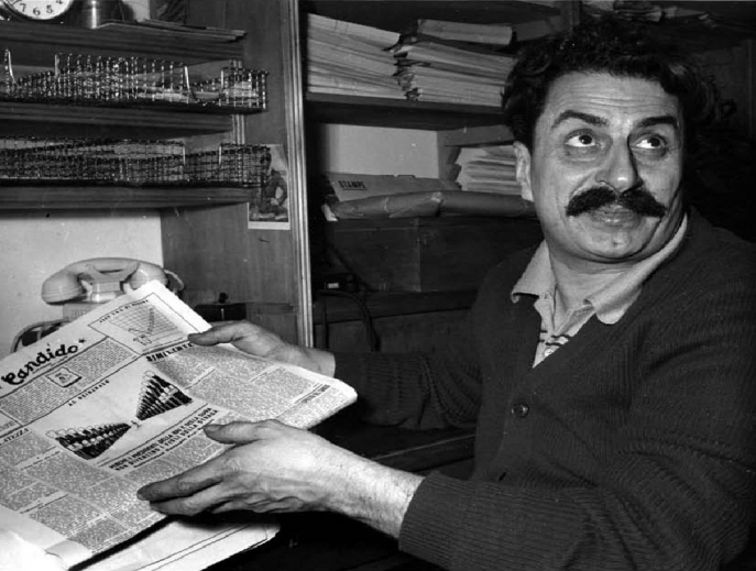 Giovannino Guareschi, co-directeur puis directeur de Candido (ici en 1945)