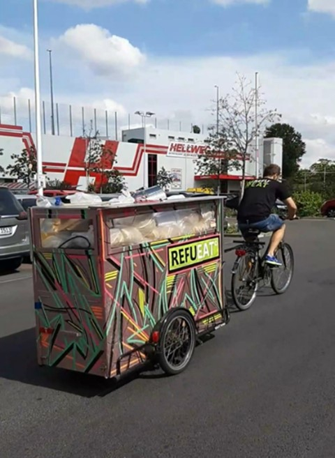 A colored food bike on the streets of Berlin. © Raúl Matta and Edda Starck, 2019