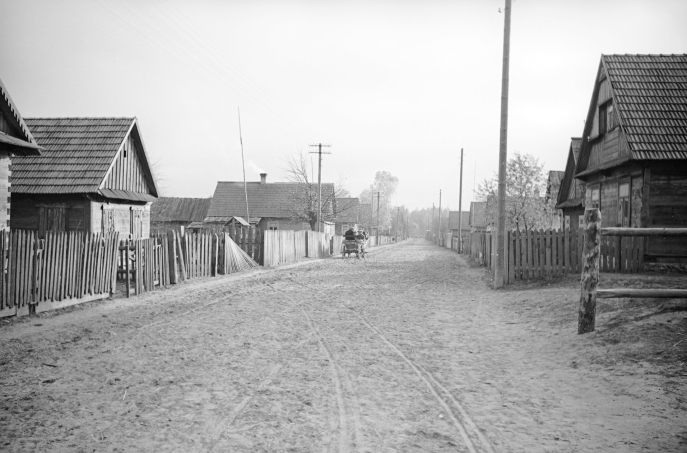 Image 5. Le village de Białowieża dans les années 1930. Auteur inconnu. Archives nationales Image 5. Le village de Białowieża dans les années 1930. Auteur inconnu. Archives nationales