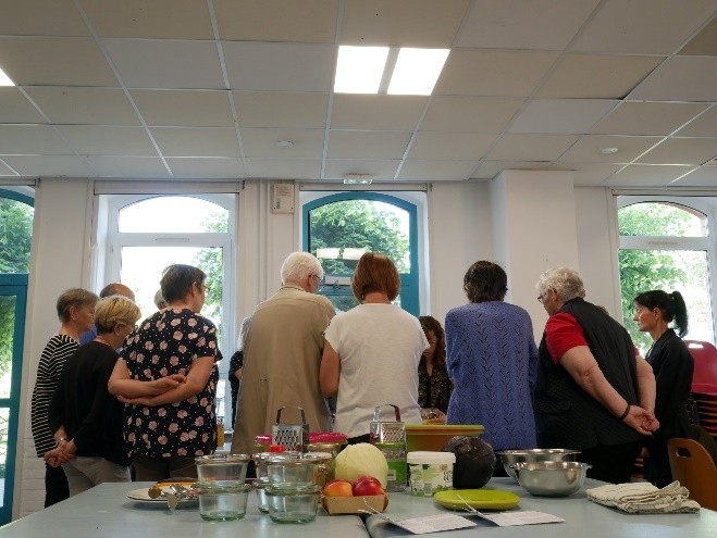 photo des participants de dos 